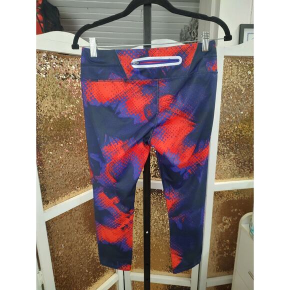 Athleta Leggings Medium Electro Sonar Retro Capri Cropped Yoga Gym Train Running - Picture 11 of 13